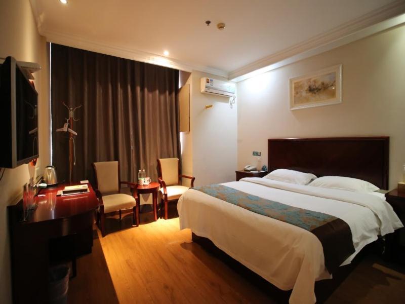 Greentree Inn Jiangsu Wuxi Yangjian Xihu Road Express Hotel Buitenkant foto