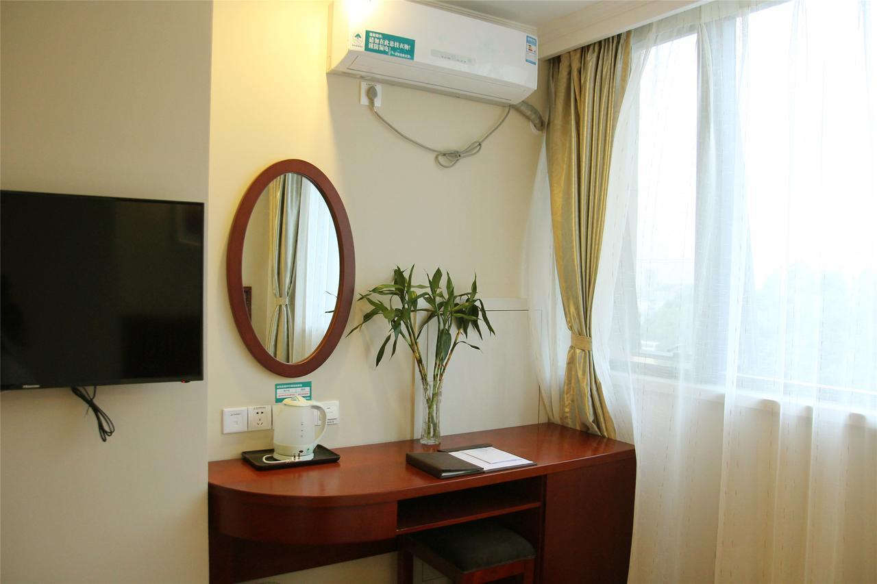 Greentree Inn Jiangsu Wuxi Yangjian Xihu Road Express Hotel Buitenkant foto